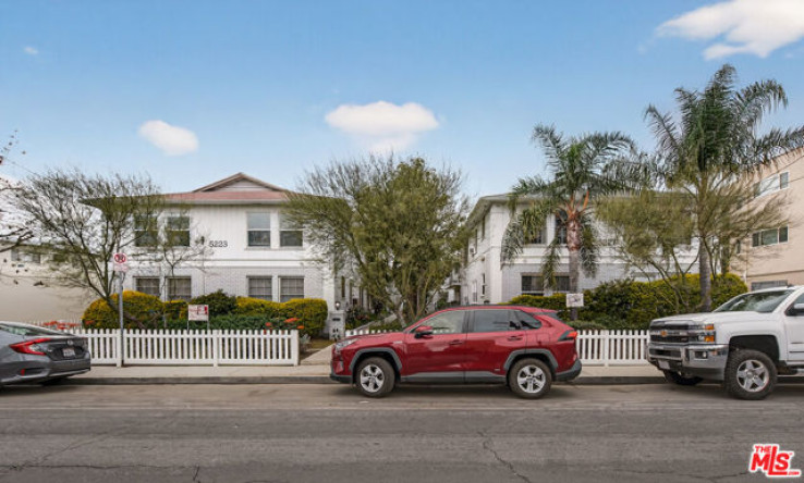  Income Home for Sale in Valley Village, California