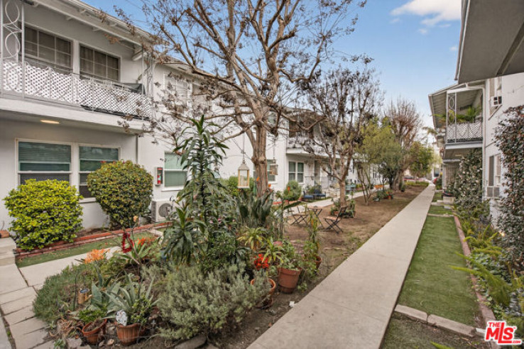  Income Home for Sale in Valley Village, California