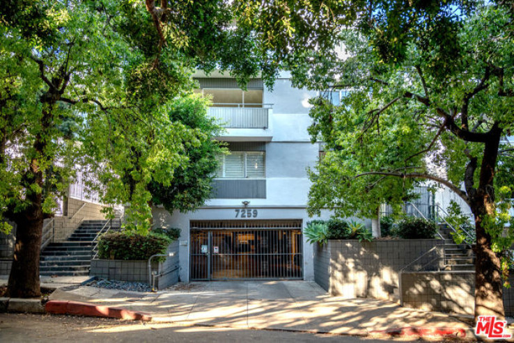 2 Bed Home for Sale in Los Angeles, California