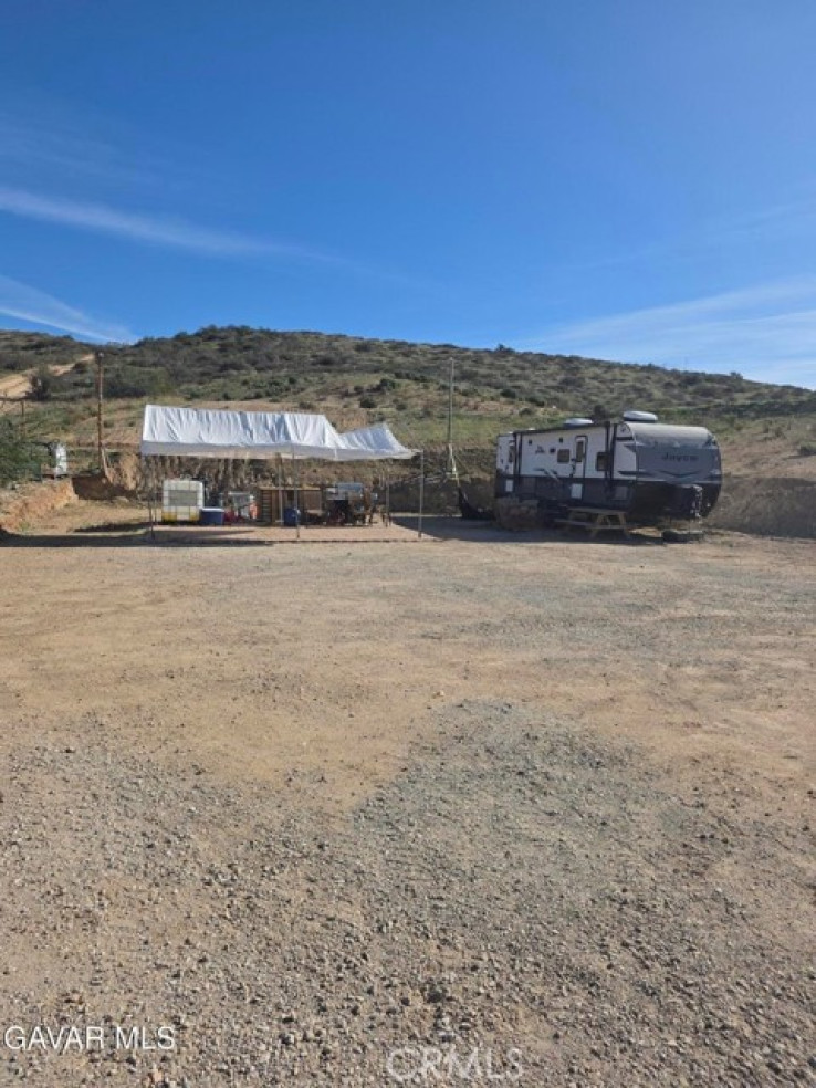 Land in Agua Dulce