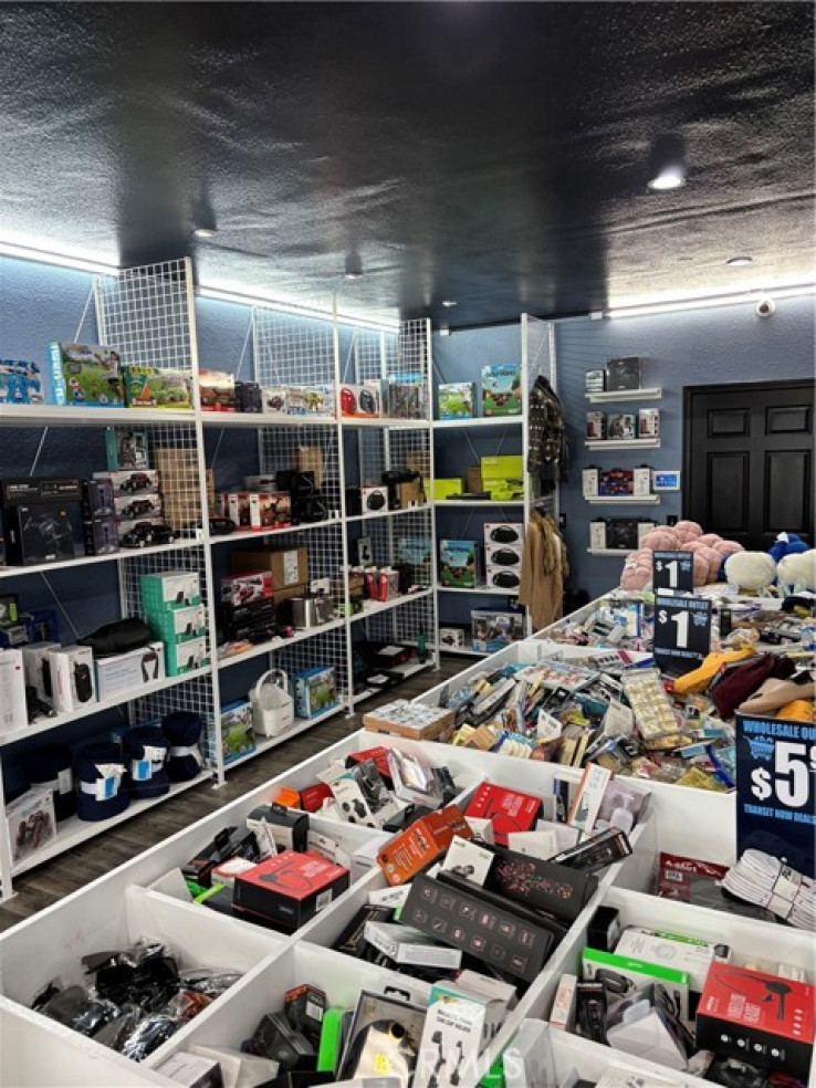  Commercial for Sale in Ontario, California