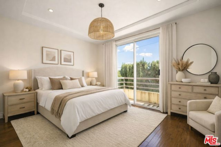 2 Bed Home for Sale in Studio City, California