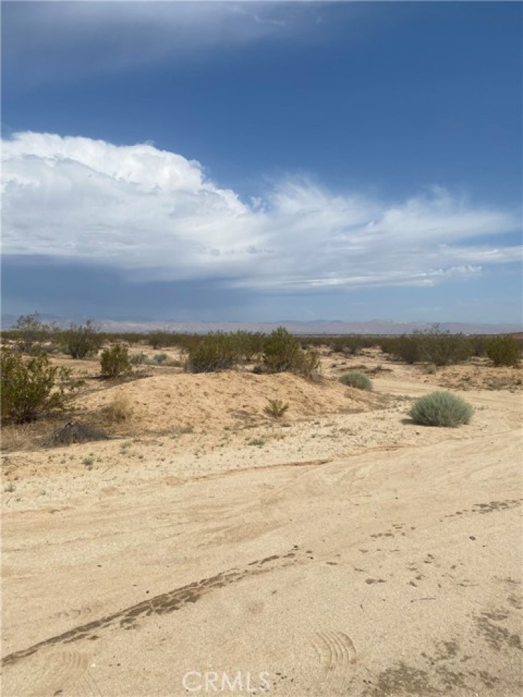 Land in California City