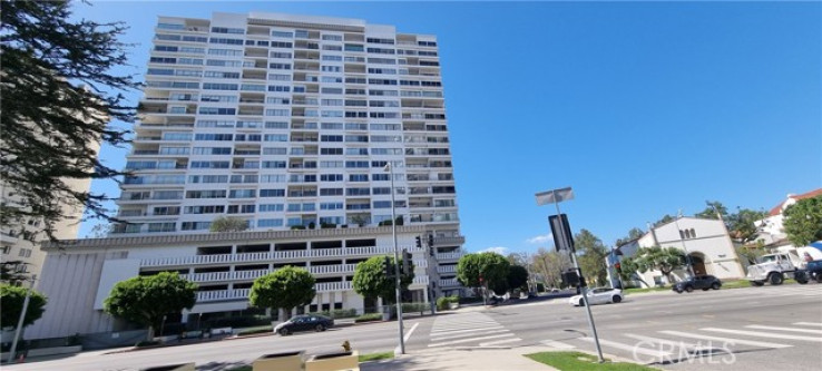 1 Bed Home for Sale in Los Angeles, California
