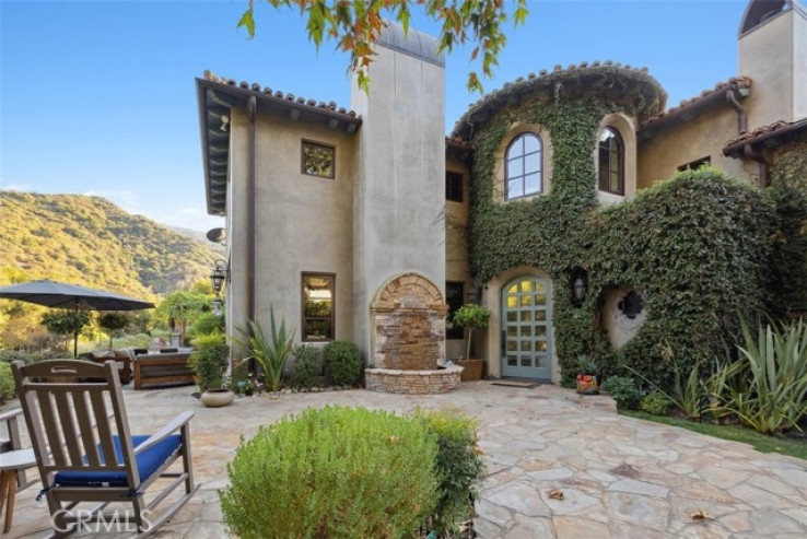 4 Bed Home for Sale in Calabasas, California