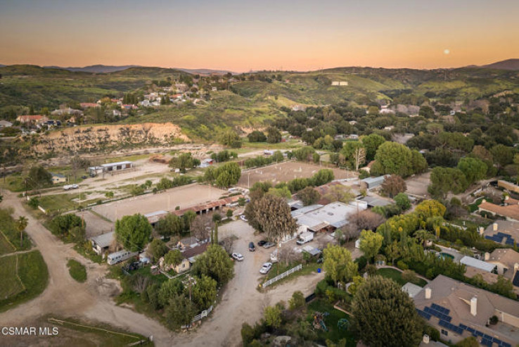 10 Bed Home for Sale in Newhall, California