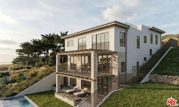  Land for Sale in Pacific Palisades, California