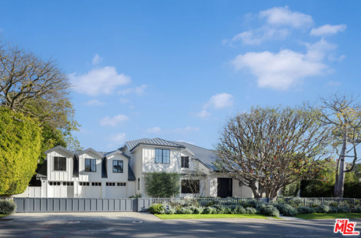 6 Bed Home for Sale in Pacific Palisades, California