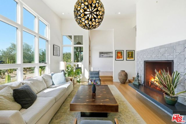 5 Bed Home for Sale in Malibu, California