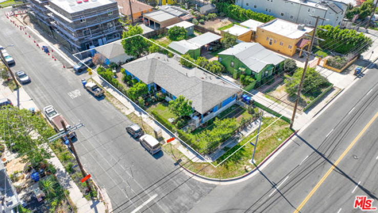  Income Home for Sale in North Hollywood, California