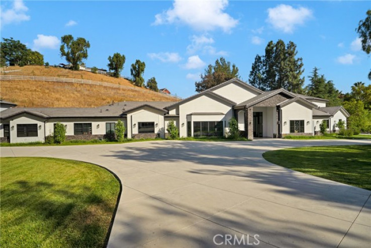 9 Bed Home for Sale in Hidden Hills, California