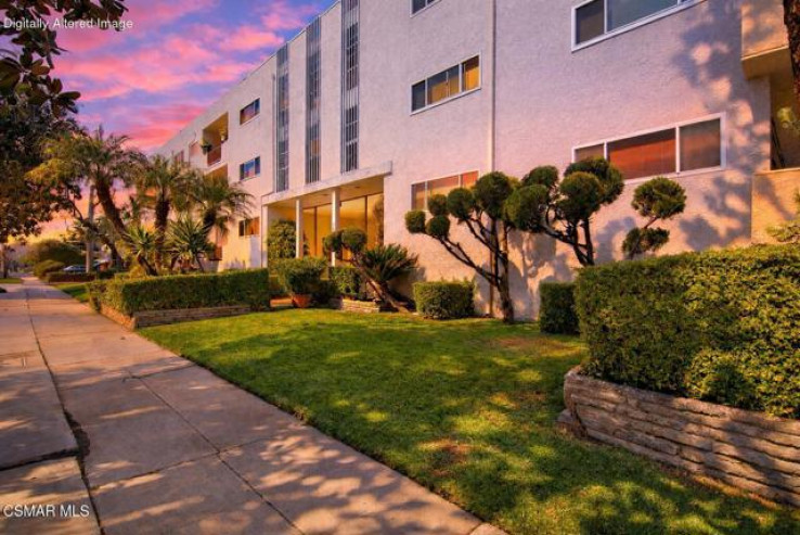 Residential Home in Sherman Oaks