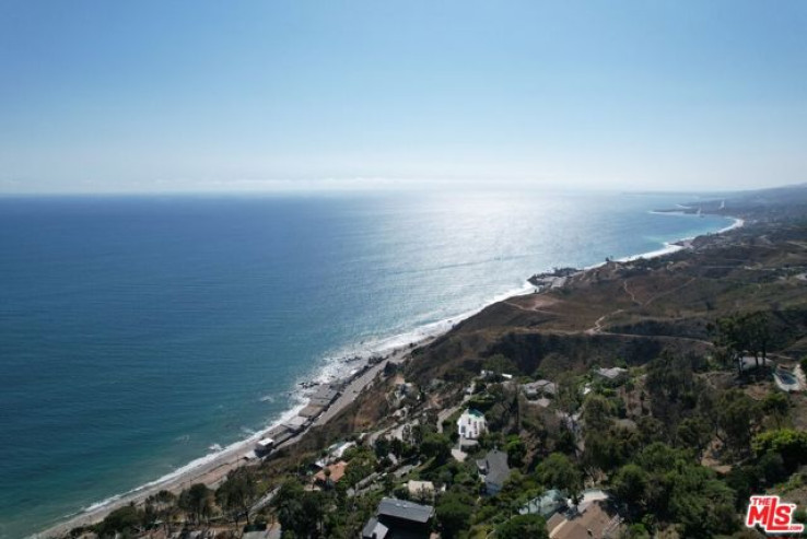 Land in Malibu