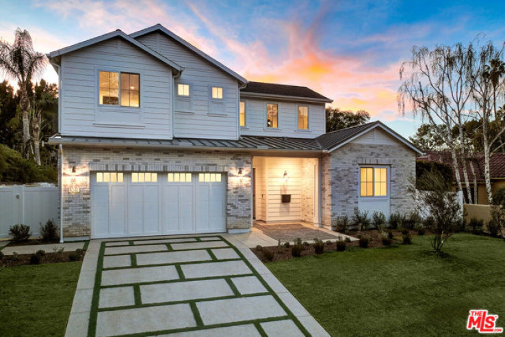 Residential Home in Sherman Oaks