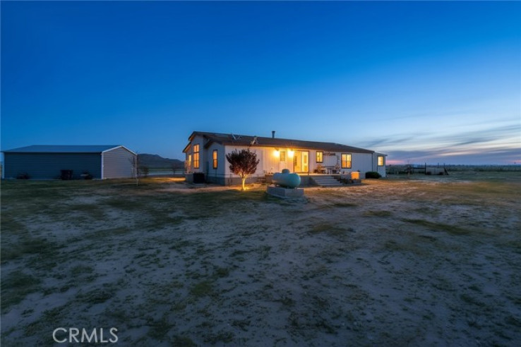 4 Bed Home for Sale in Rosamond, California