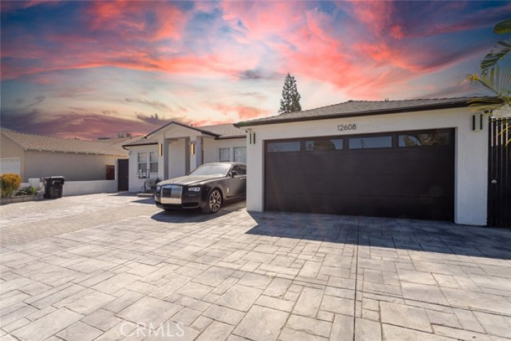4 Bed Home for Sale in Valley Village, California