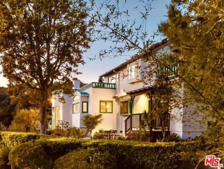Residential Home in Brentwood