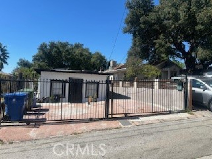 Residential Home in Sunland/Tujunga