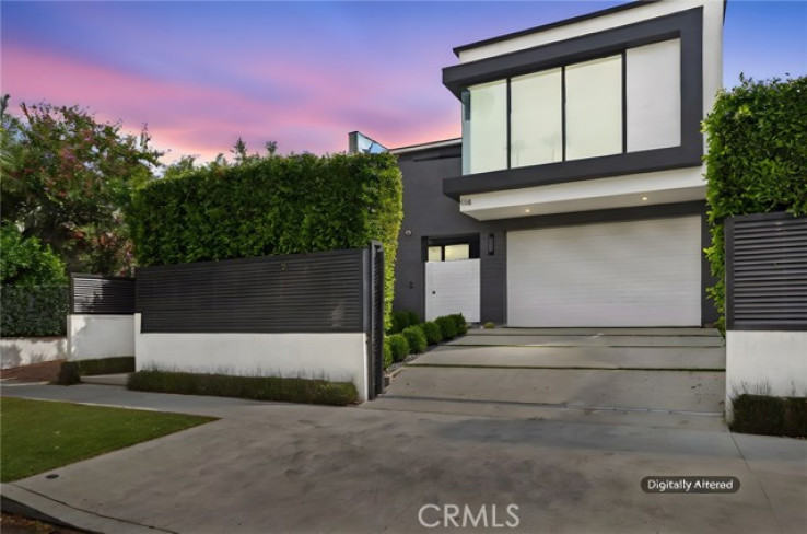 Residential Home in Beverly Center-Miracle Mile