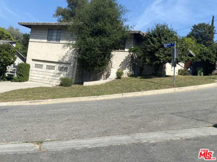 2 Bed Home for Sale in Los Angeles, California