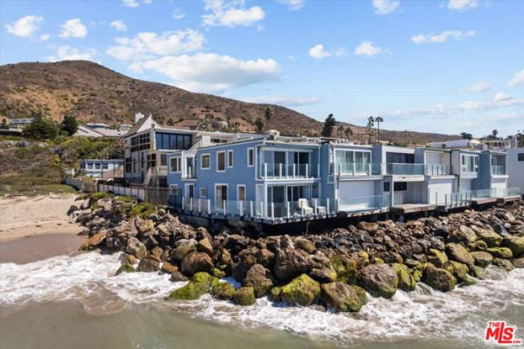 4 Bed Home for Sale in Malibu, California