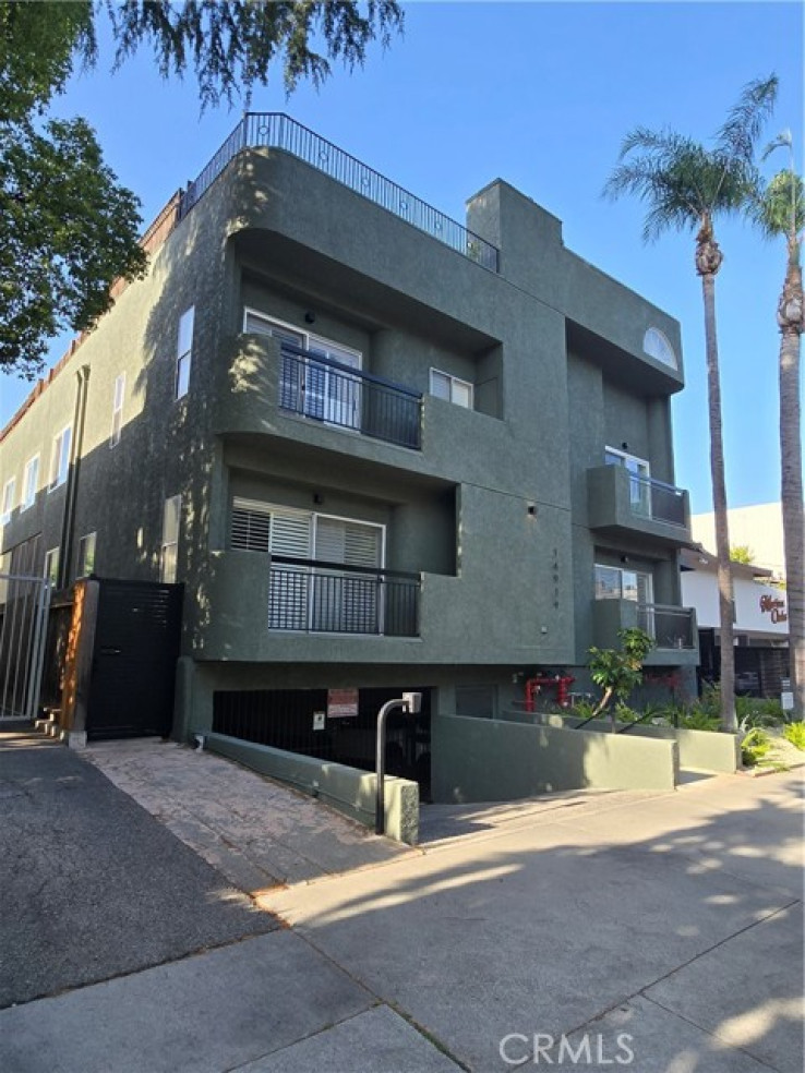 Residential Home in Sherman Oaks