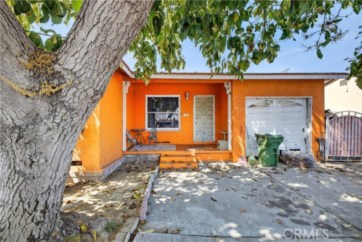 Residential Home in Compton