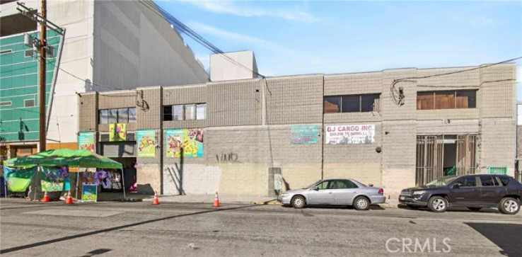  Commercial for Sale in Los Angeles, California