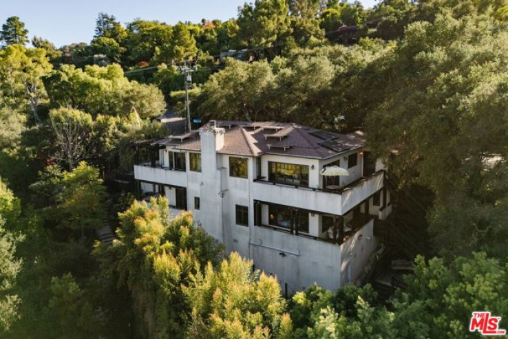 3 Bed Home for Sale in Topanga, California