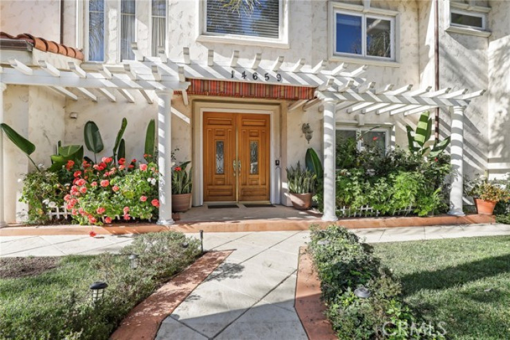 5 Bed Home for Sale in Sherman Oaks, California