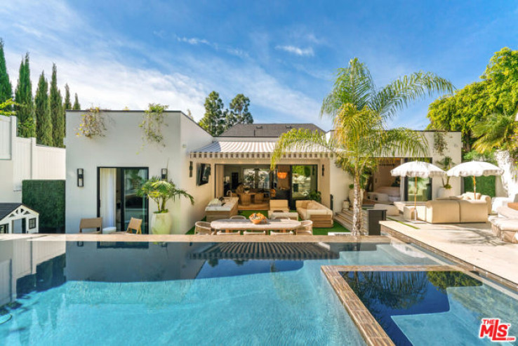 6 Bed Home for Sale in Los Angeles, California
