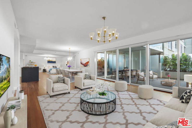 2 Bed Home for Sale in Los Angeles, California