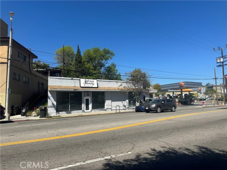  Commercial for Sale in Los Angeles, California
