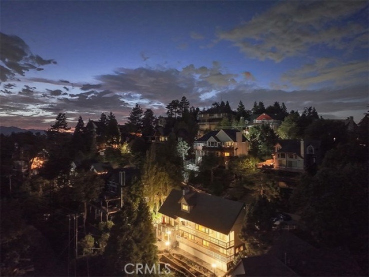 4 Bed Home for Sale in Lake Arrowhead, California