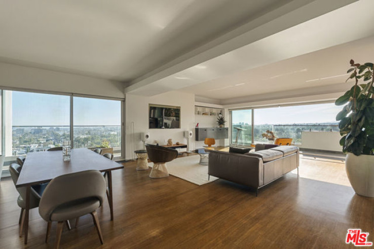 Residential Home in West Hollywood Vicinity