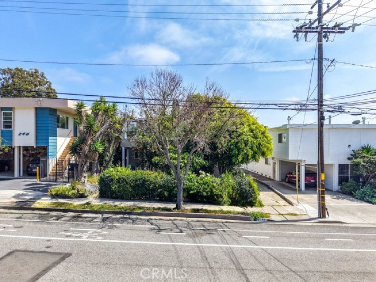  Income Home for Sale in Santa Monica, California