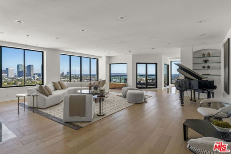 4 Bed Home for Sale in Los Angeles, California