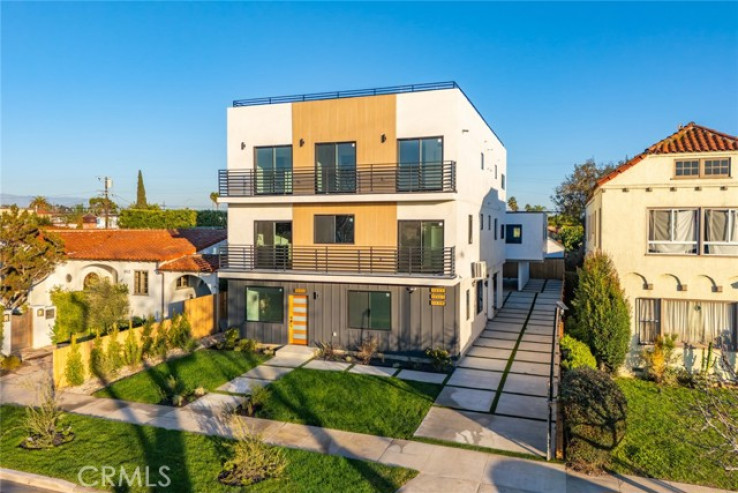  Income Home for Sale in Los Angeles, California