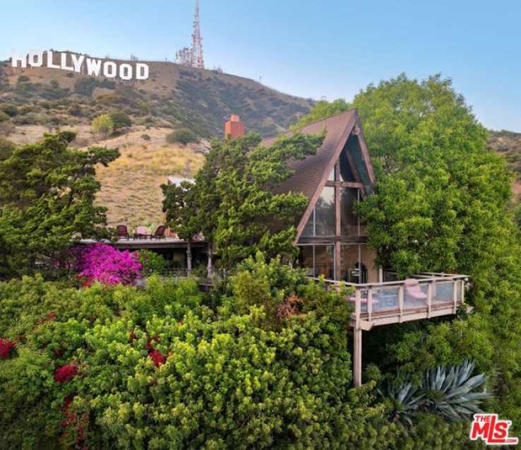 3 Bed Home for Sale in Los Angeles, California