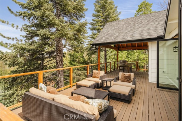 6 Bed Home for Sale in Lake Arrowhead, California