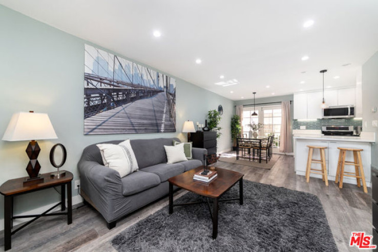 Residential Home in Sunset Strip - Hollywood Hills West