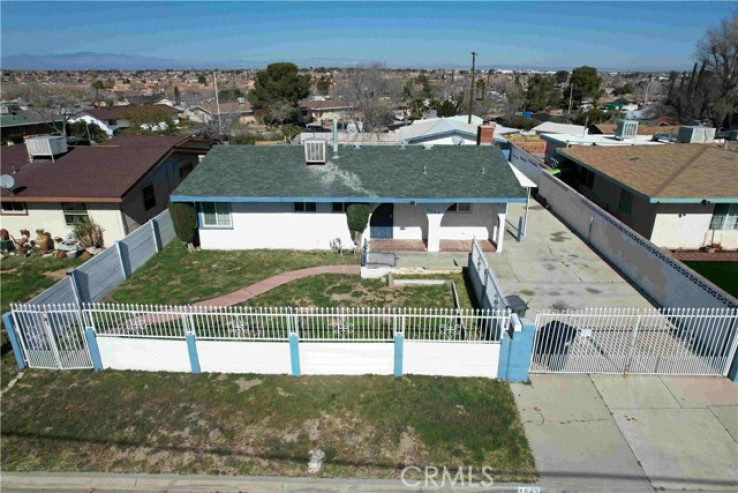 3 Bed Home for Sale in Palmdale, California