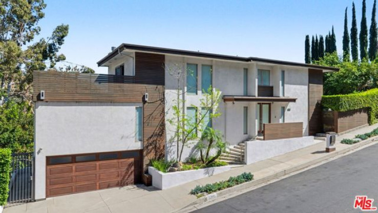 3 Bed Home for Sale in Los Angeles, California