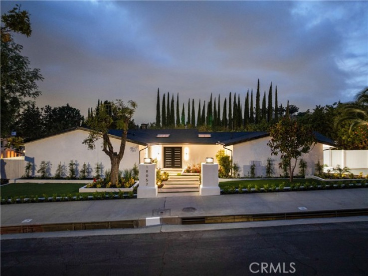 5 Bed Home for Sale in Encino, California
