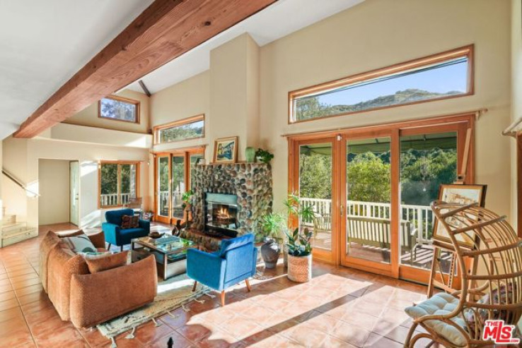 3 Bed Home for Sale in Topanga, California