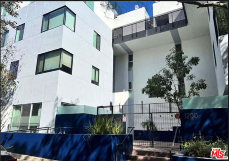 Residential Home in West Hollywood Vicinity