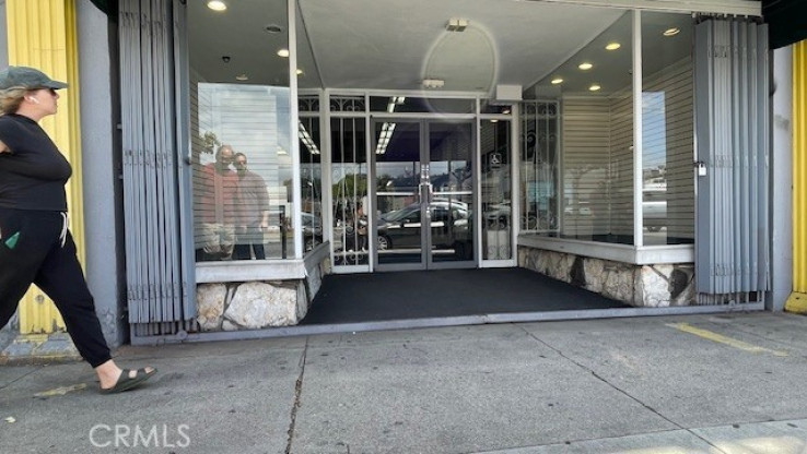 Commercial Lease in Los Feliz