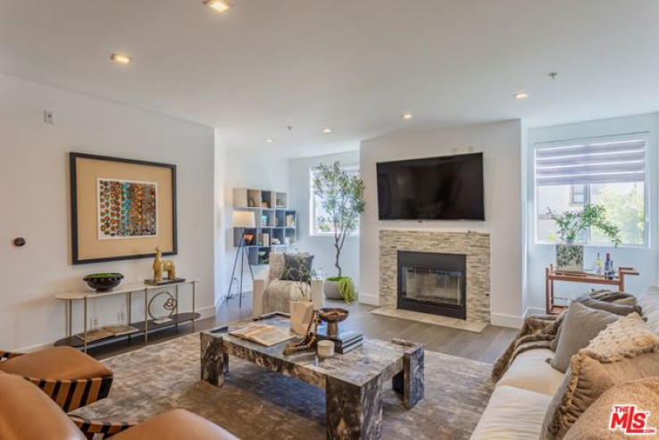 3 Bed Home for Sale in Beverly Hills, California
