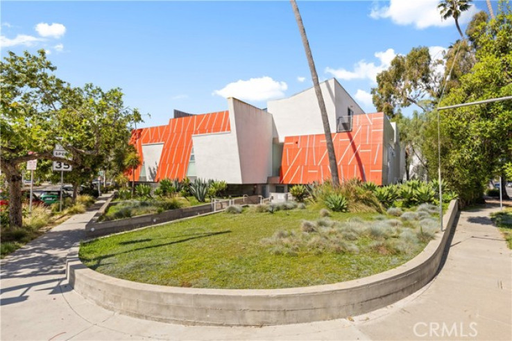 3 Bed Home for Sale in Venice, California
