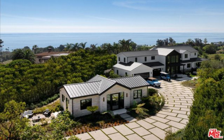 5 Bed Home for Sale in Malibu, California